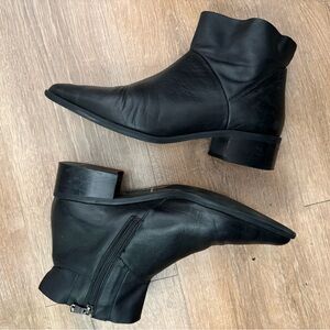 Fabianelli Italian Leather Black Booties featuring fine details. Made in Italy